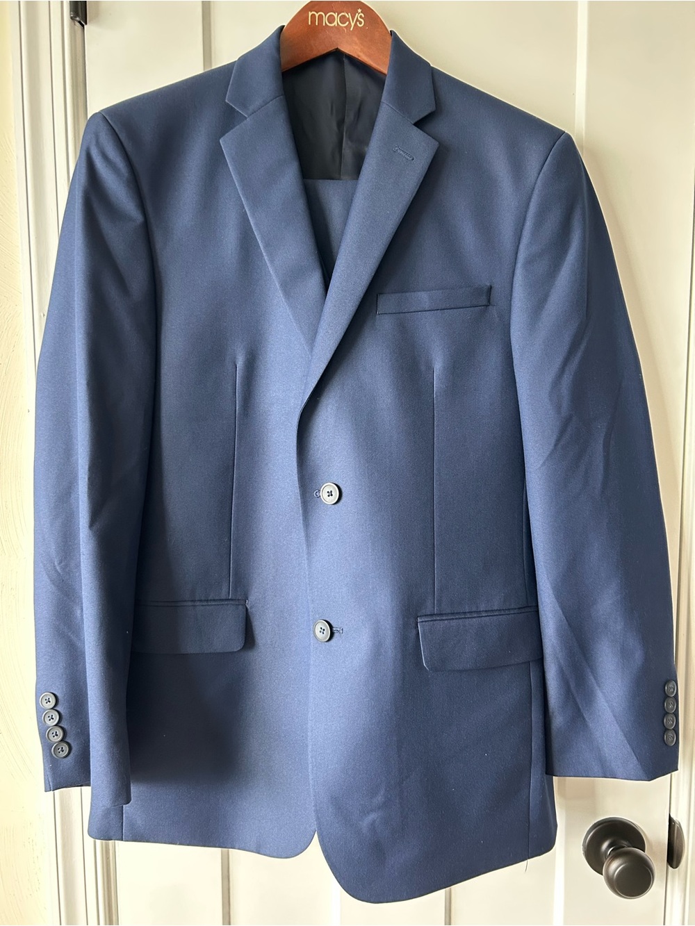 Men's 38R Navy Blue 3-Piece Suit - (Pants Size - 32L 31-32W)
